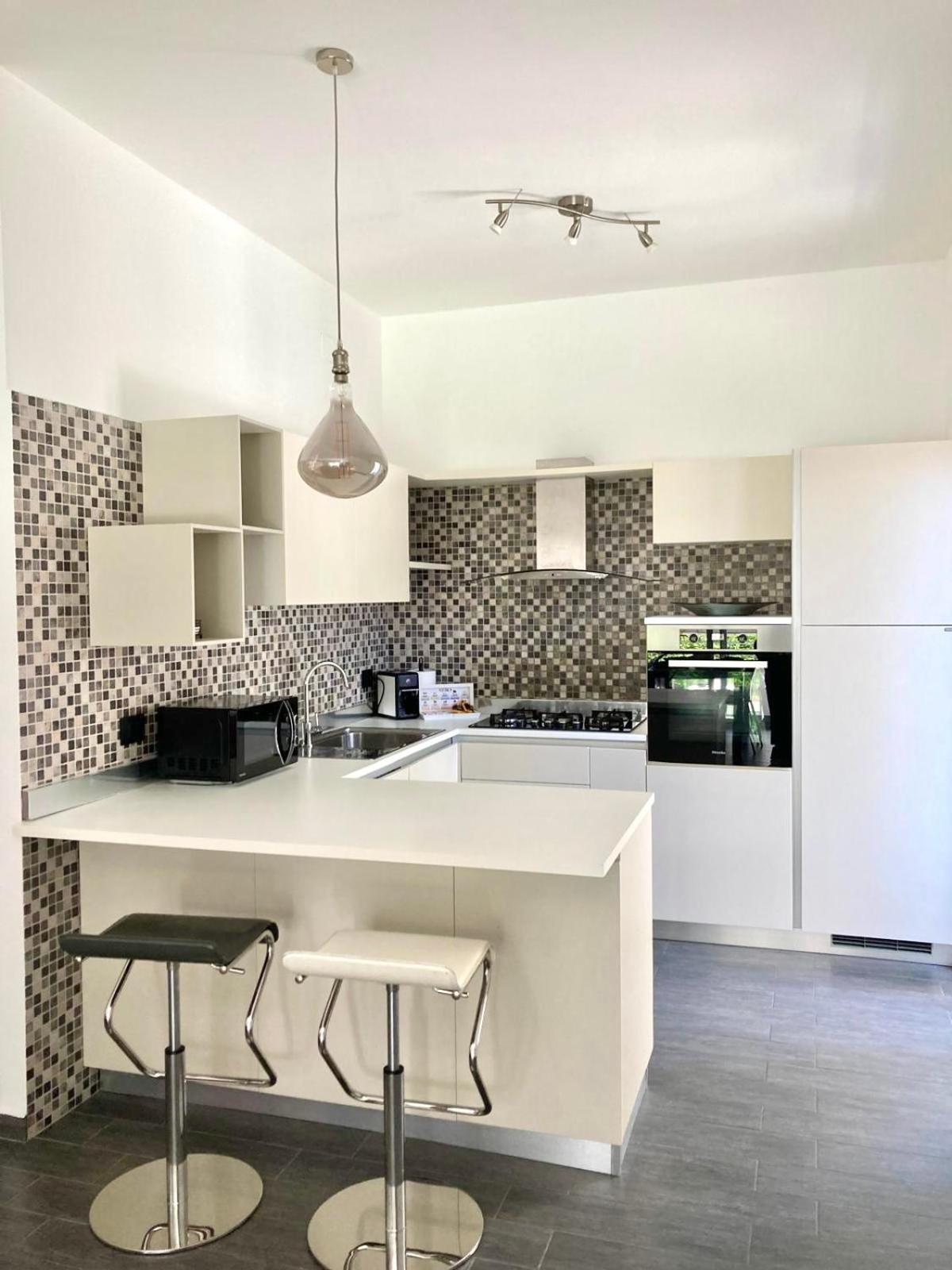 Viale39 Apartment แตร์ราชินา ภายนอก รูปภาพ